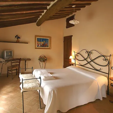 Agroturismo Podere Santa Maria *