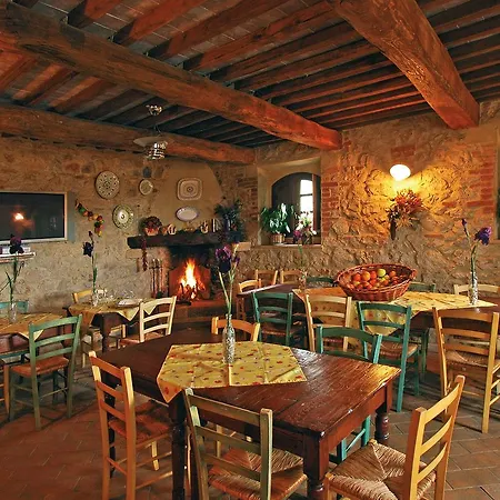 Agroturismo Podere Santa Maria *