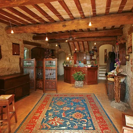 Agroturismo Podere Santa Maria *